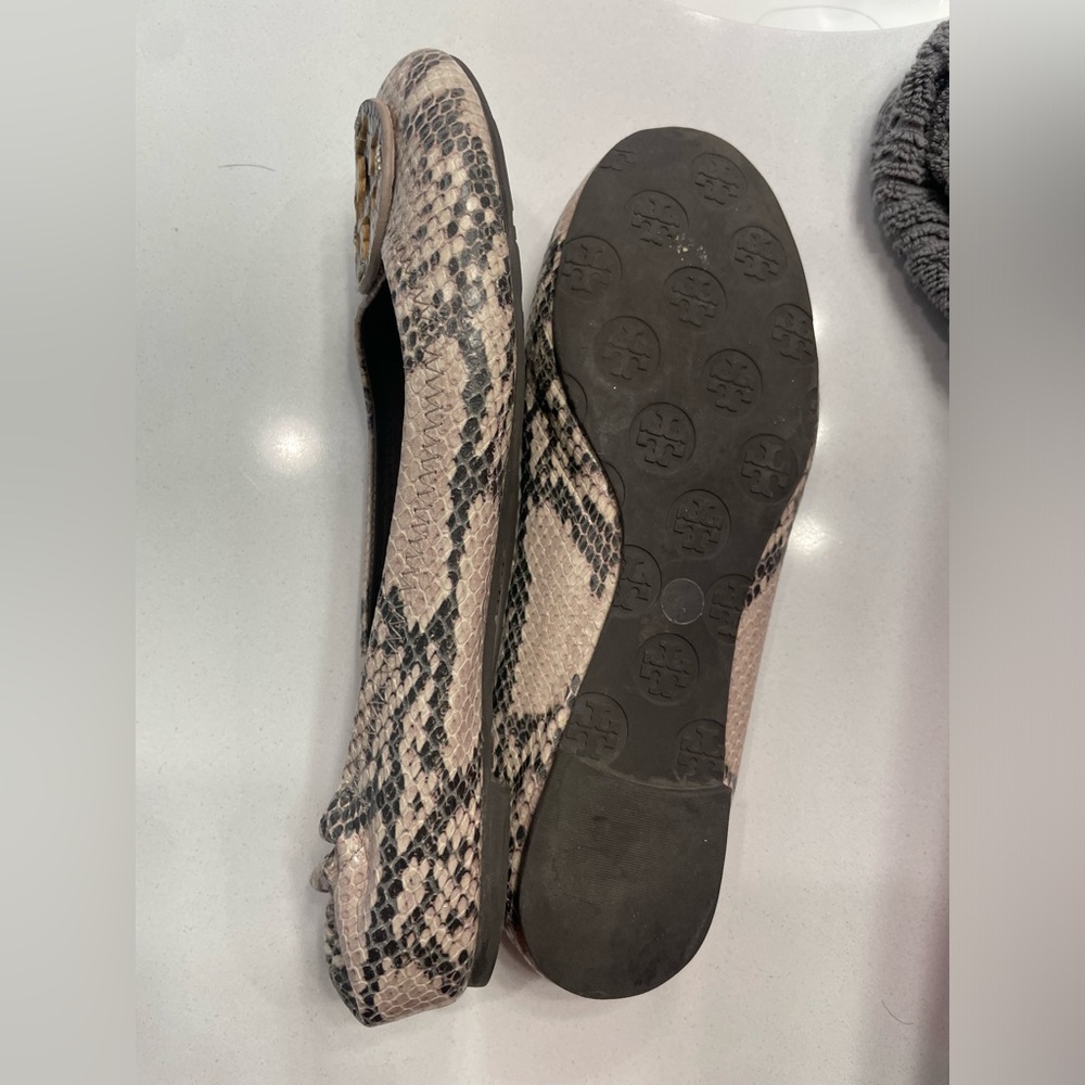 Tory Burch flats size 7.5